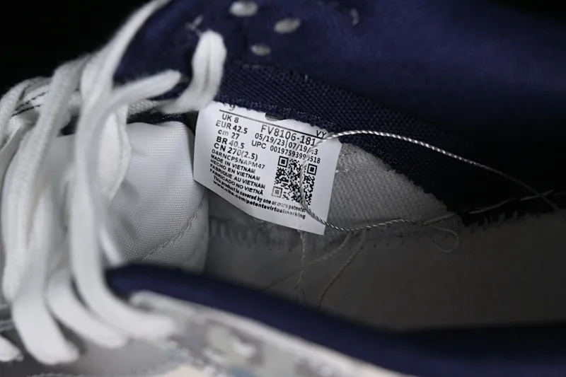All categories Nk SB Dunk series Nk SB Dunk Low low-top sneakers Nk Dunk Low Panda Prank CNY Year of the Dragon Limited Edition Youlongzeling-Shuiyun SB low-top casual sneakers FV8106-181